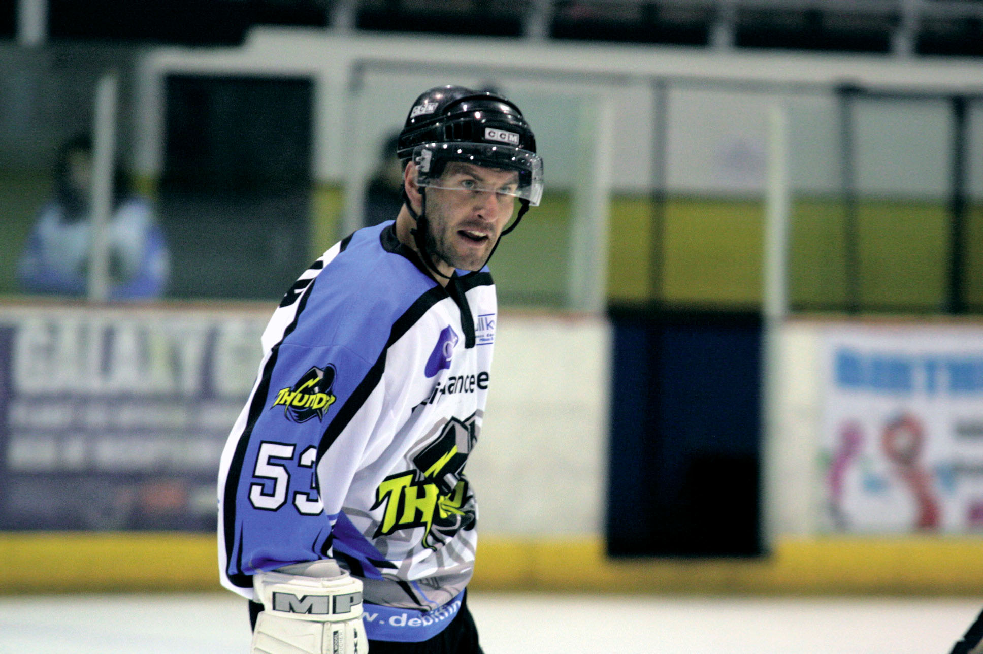 THUNDER 01 vh.jpg